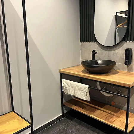 Aparthotel Mickitos Square And