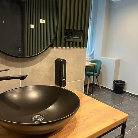 Mickitos Square And Skopje