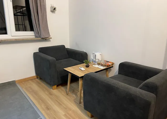 Mickitos Square And Скопье